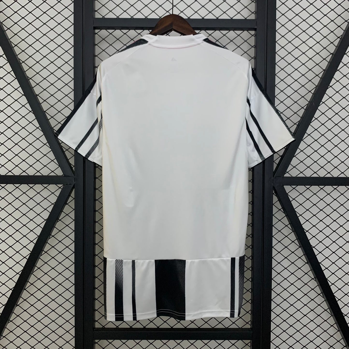 2025/2026 Juventus Home Shirt