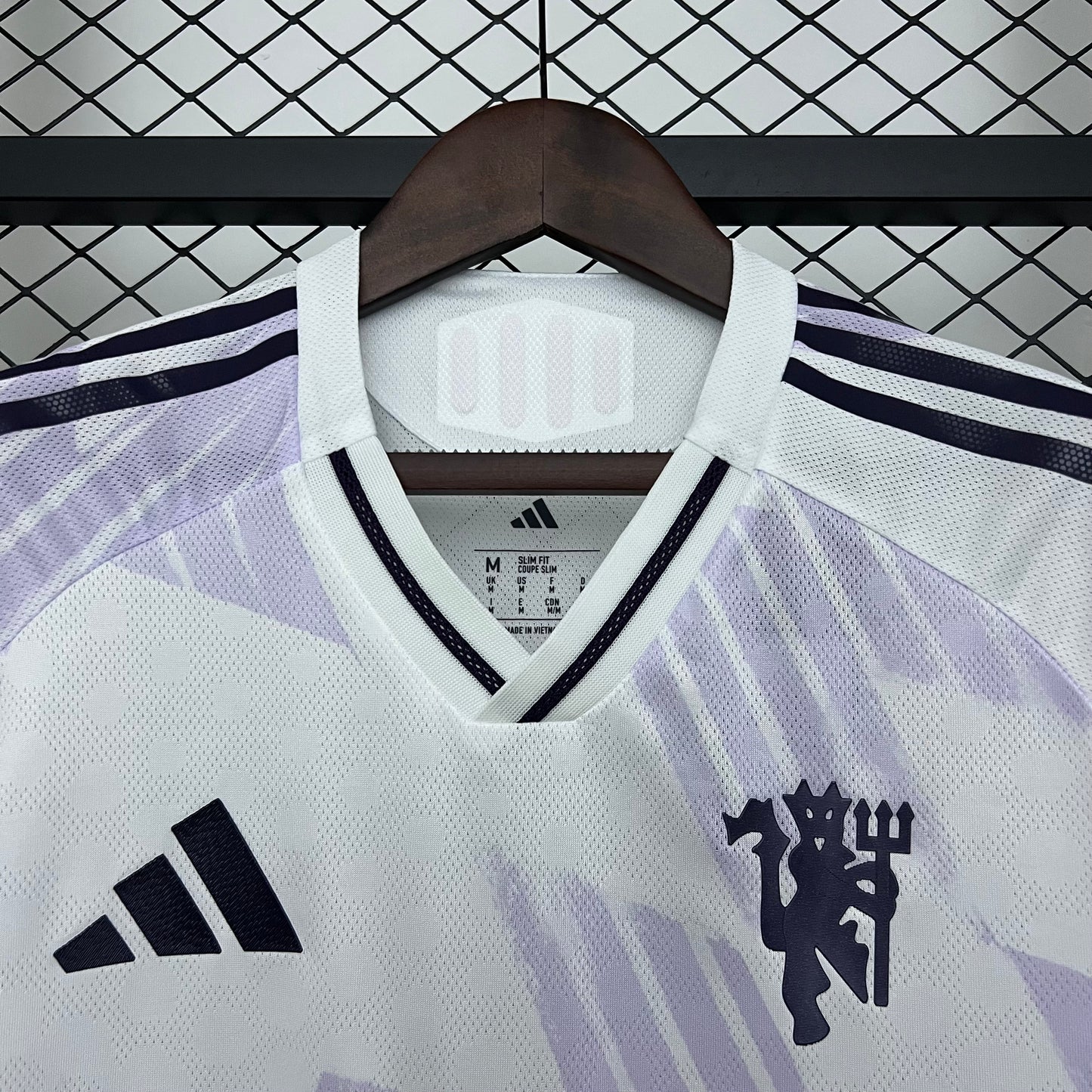 2025/2026 Manchester United Away shirt