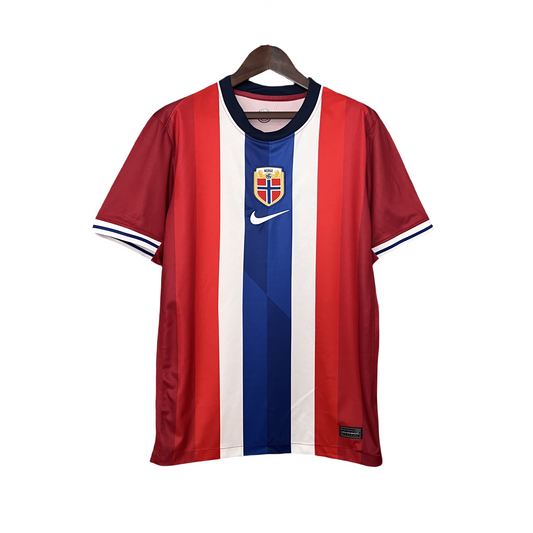 2024/2025 Norway Home shirt