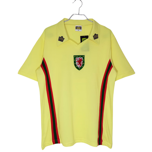 1976/1979 Wales Away Season Retro Shirt