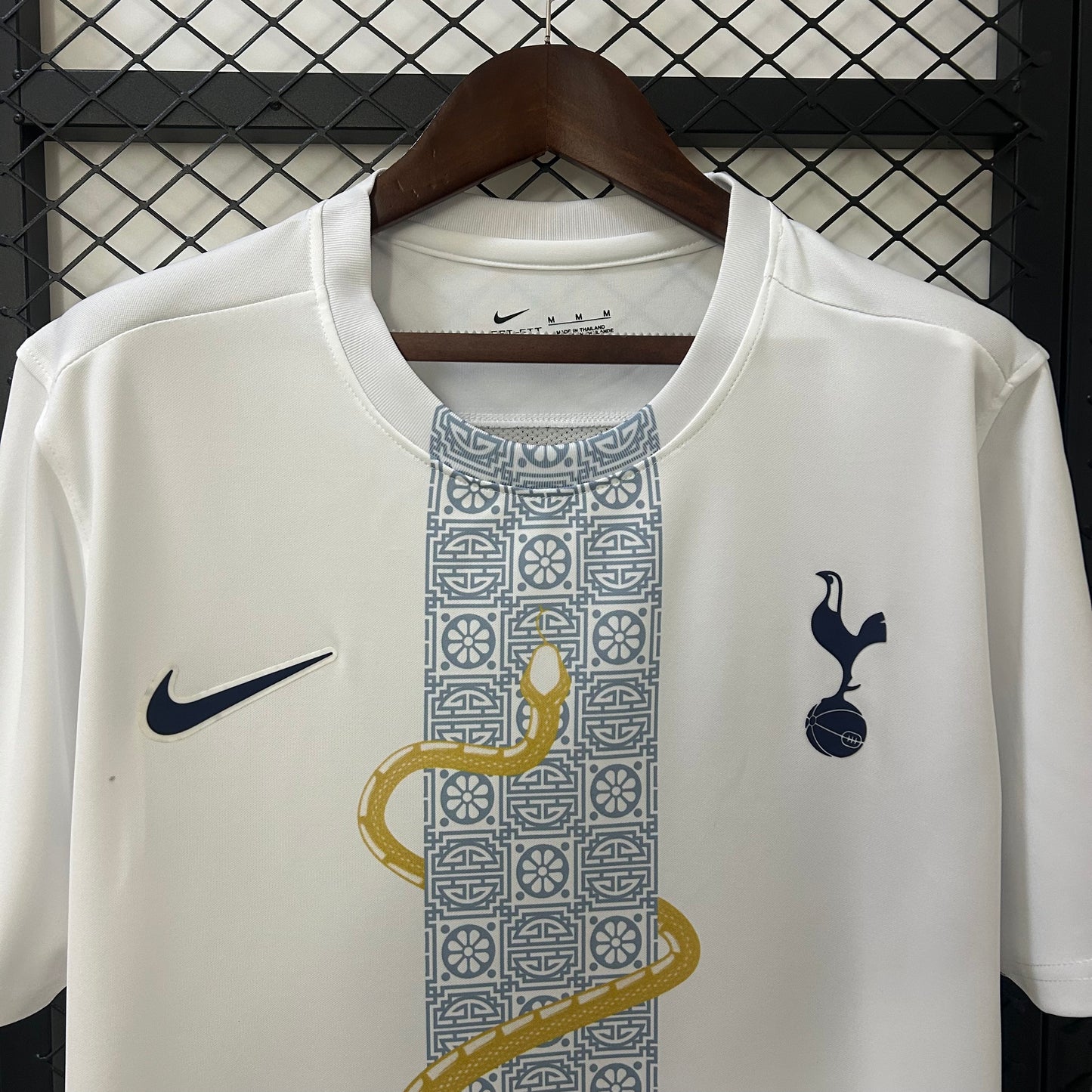 2025/2026 Tottenham Pre-match clothing Shirt